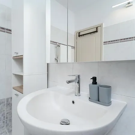 Antoni's House 펜션 *