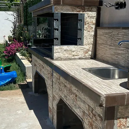 Antoni's House بيت للعطل Kallirákhi