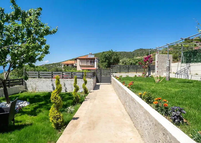 Case de vacanță Antoni's House Kallirákhi